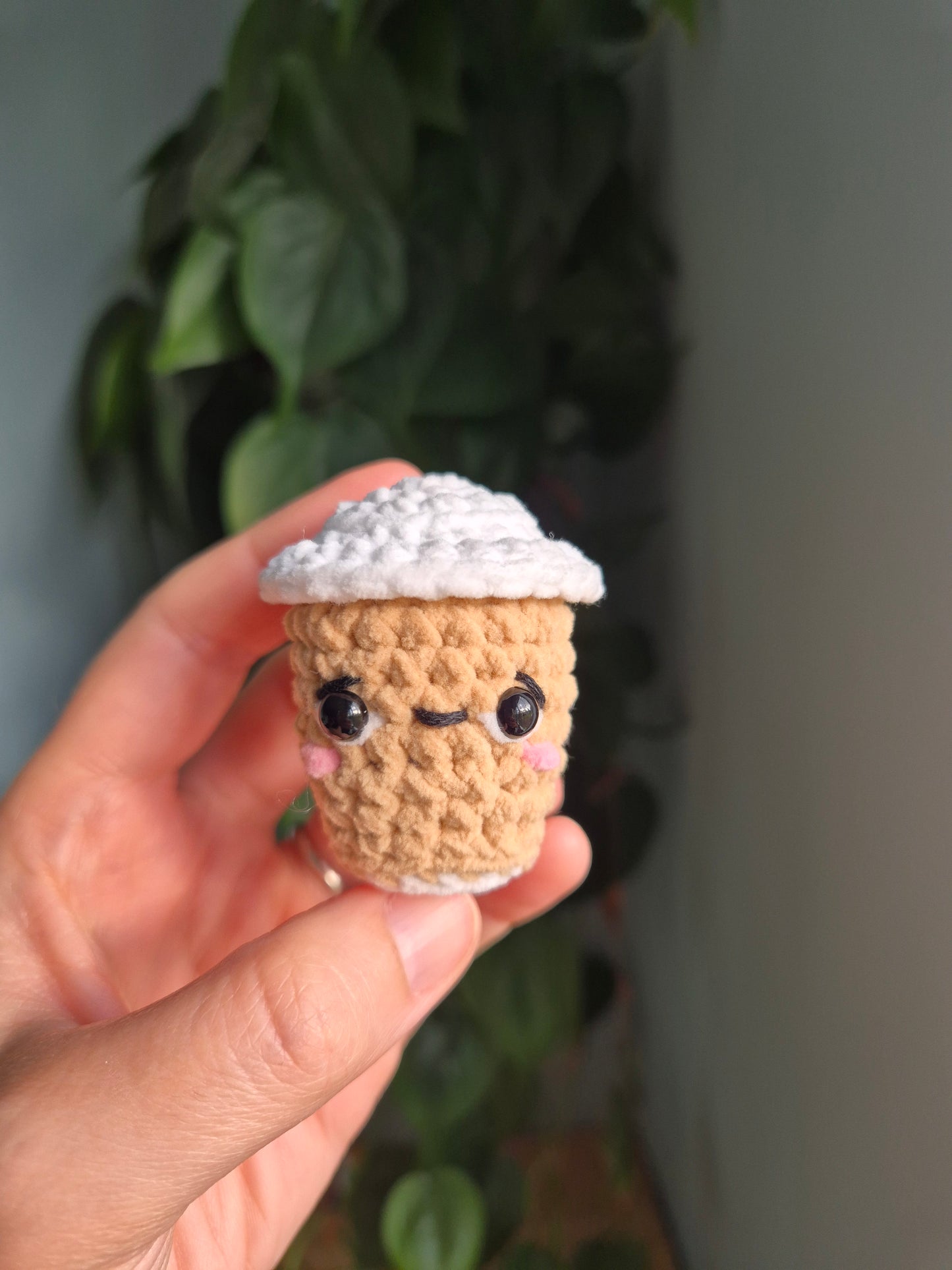 Free Kawaii Coffee Cup Keychain Crochet Pattern | Cute Amigurumi Bag Charm